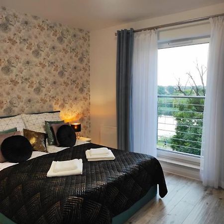 Sun River Apartament Ілава Екстер'єр фото
