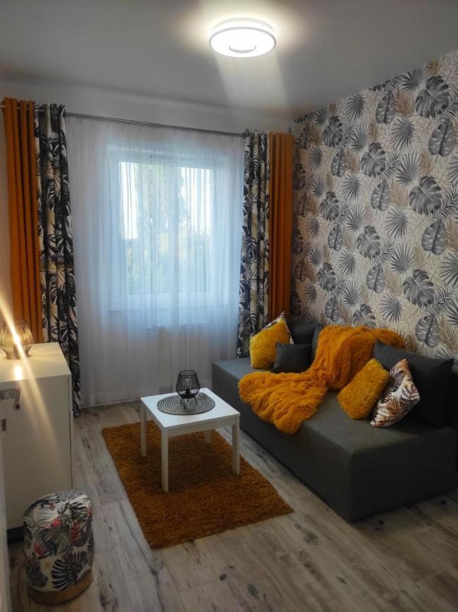 Sun River Apartament Ілава Екстер'єр фото
