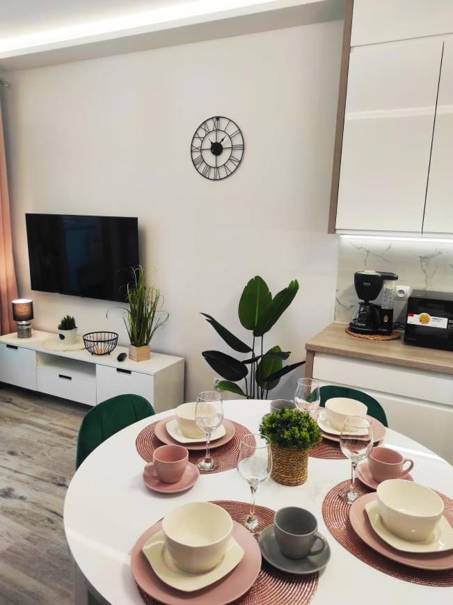 Sun River Apartament Ілава Екстер'єр фото