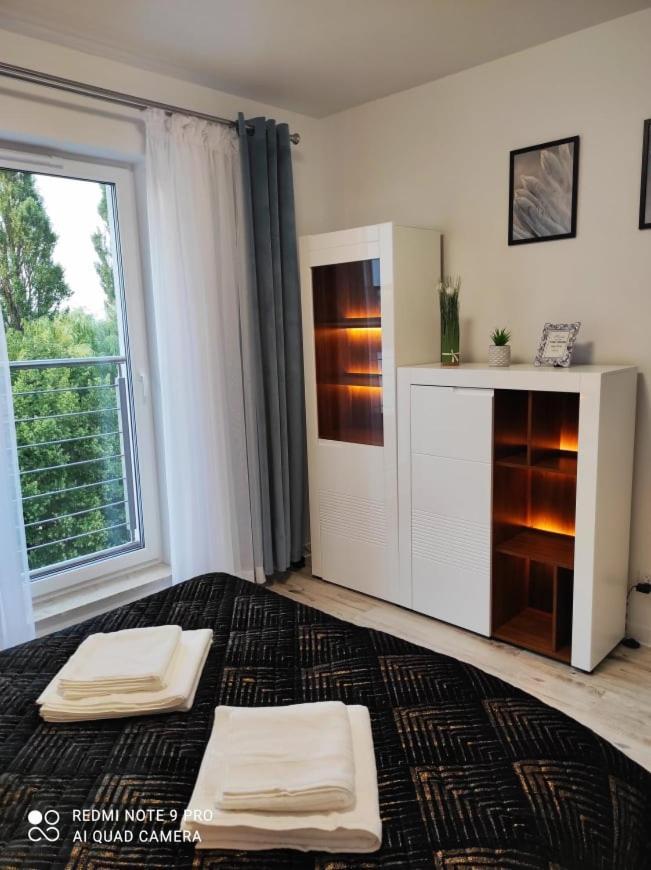 Sun River Apartament Ілава Екстер'єр фото